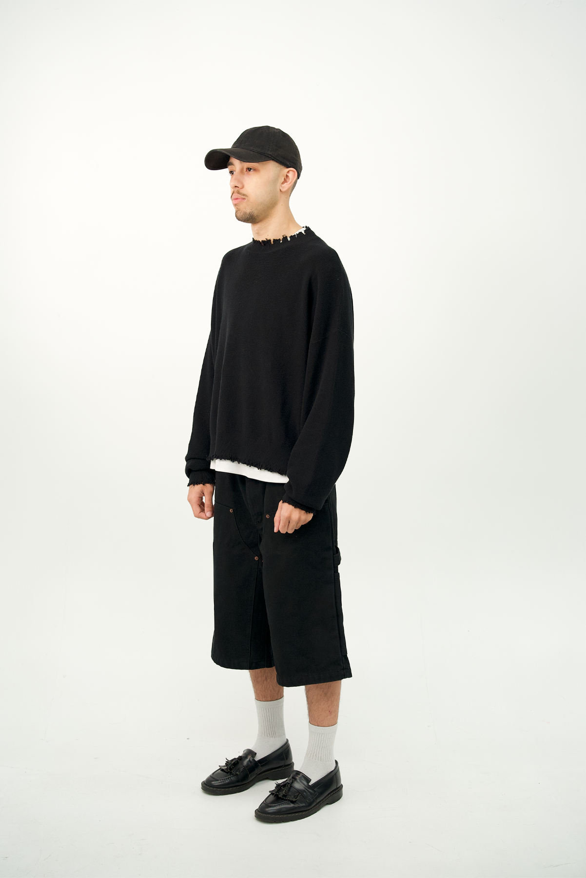 DESTROY KNIT - BLACK